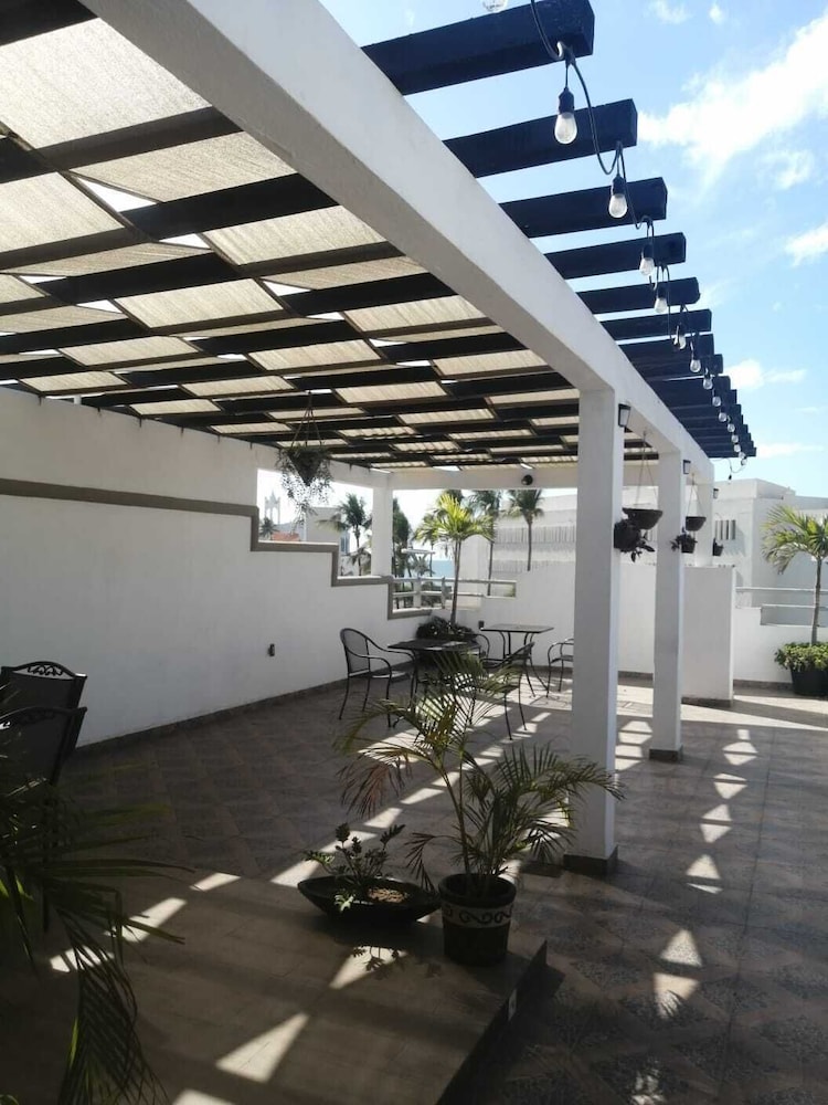 Venados Inn 44/49