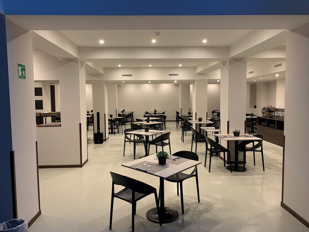 Hotel Leonardo Da Vinci 42/57
