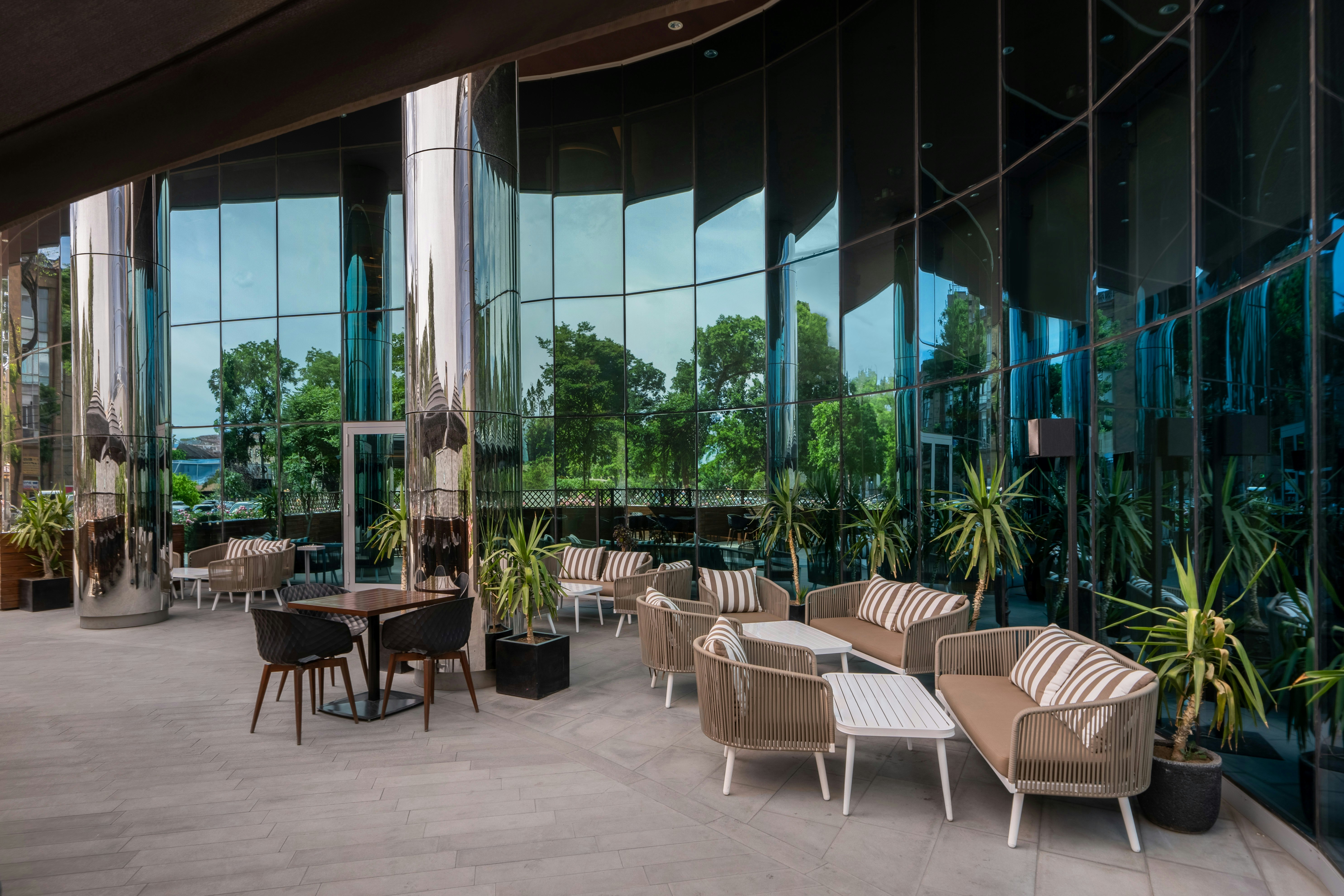 Doubletree By Hilton Hotel Yerevan City Centre 38/67