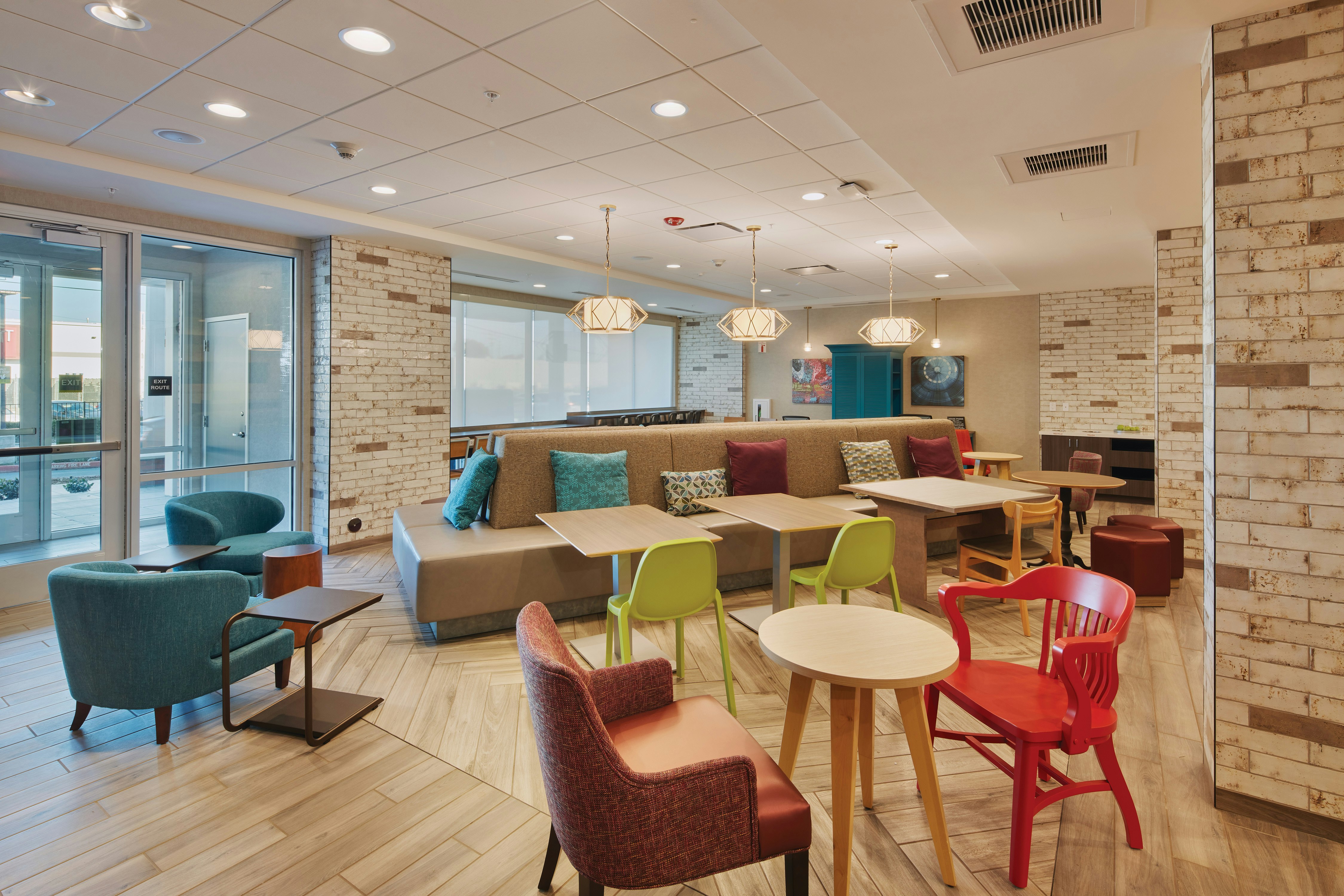 Home2 Suites by Hilton Sacramento at CSUS 25/35