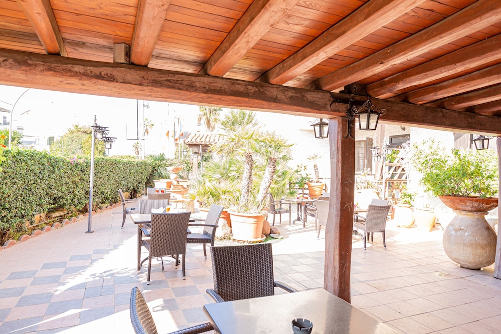 Hotel Villa Piras 35/49