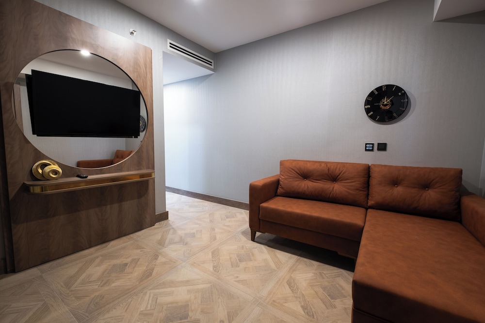 Buke Hotel Bomonti 39/62
