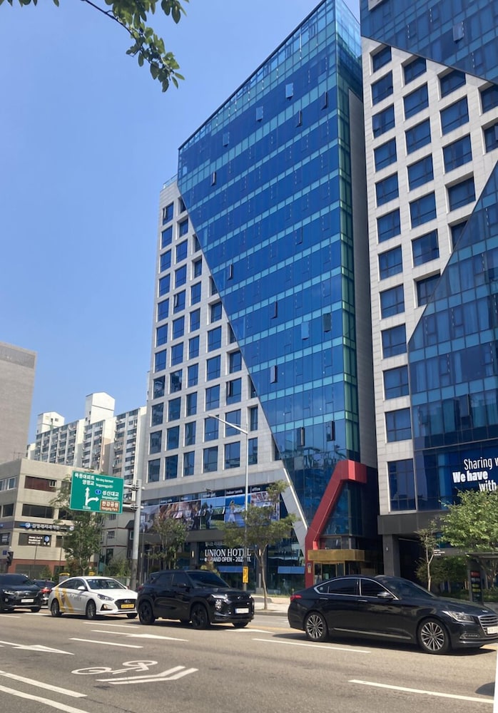 Union Hotel Seoul, Tapestry Collection by Hilton 51/54