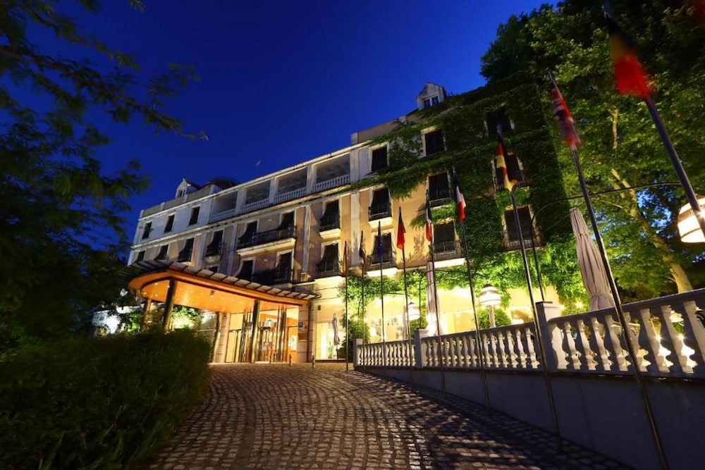 Gran Hotel Aqualange 4/61