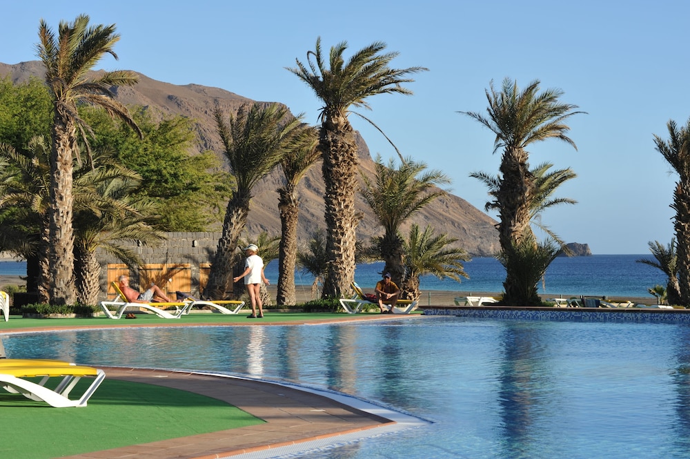 Foya Branca Resort Hotel 42/43