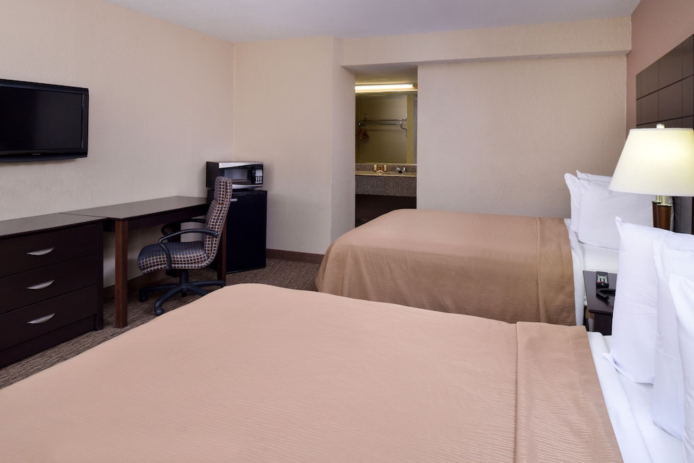 Airport Inn Nederland Texas 16/59