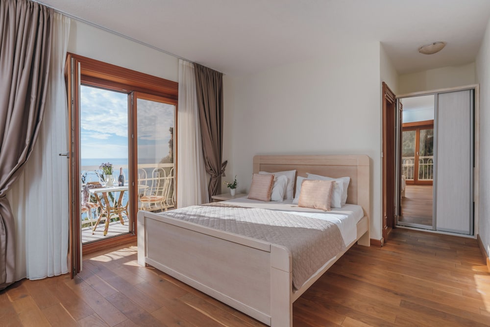 Pietra Mare Apartments 17/50
