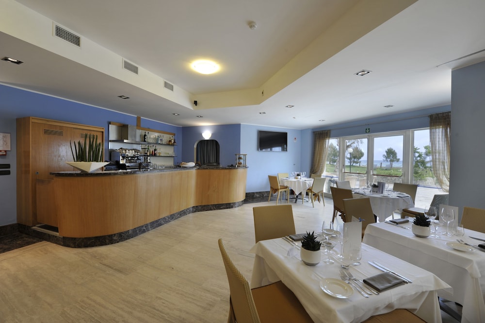 Aregai Marina Hotel Residence 47/67