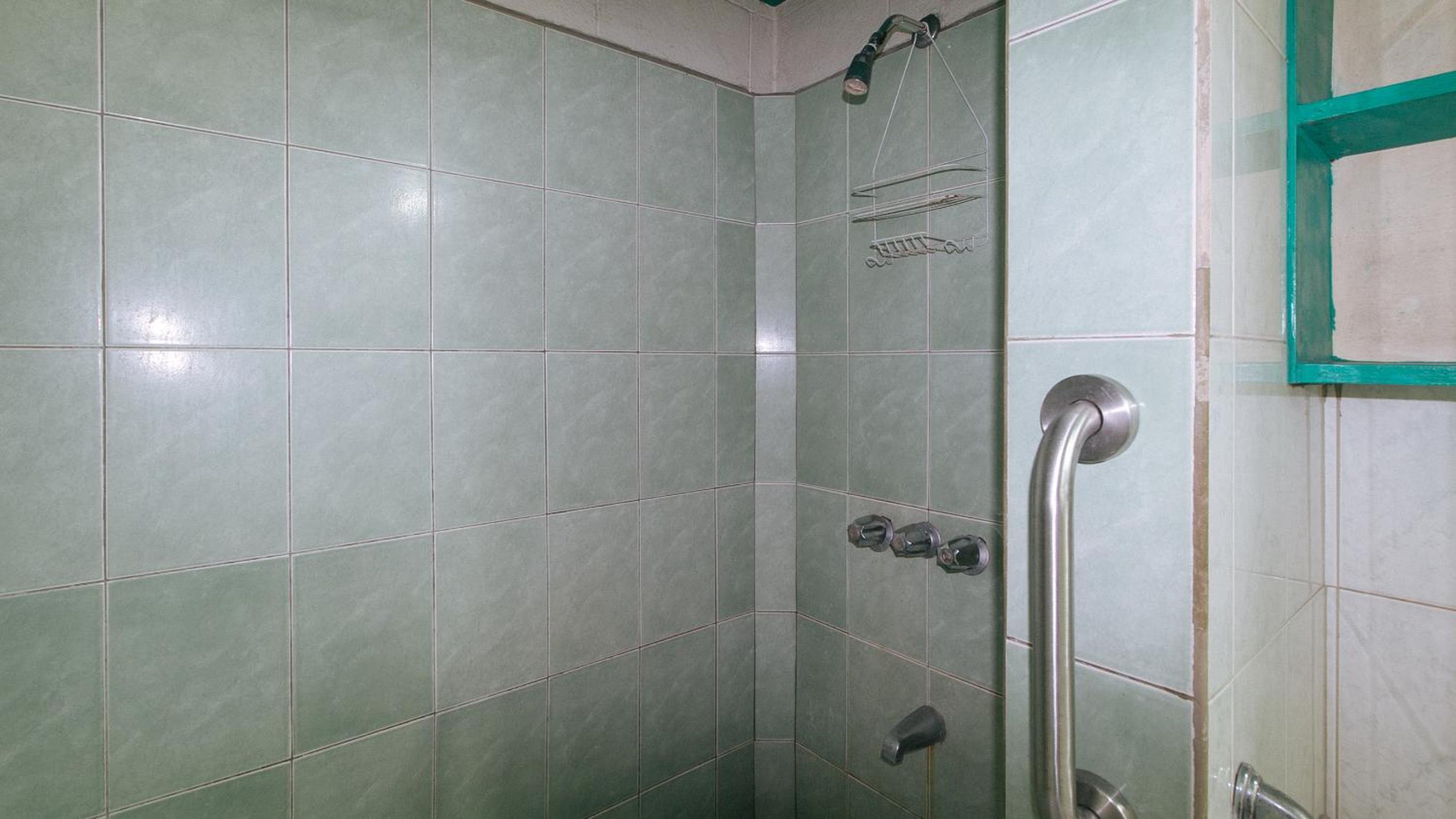 BROADWAY COURT APARTELLE 45/45
