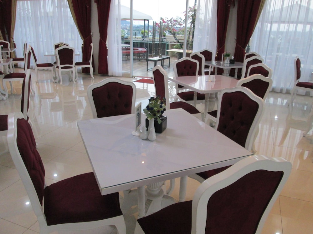 Hotel Alodia Powered by Archipelago 19/24