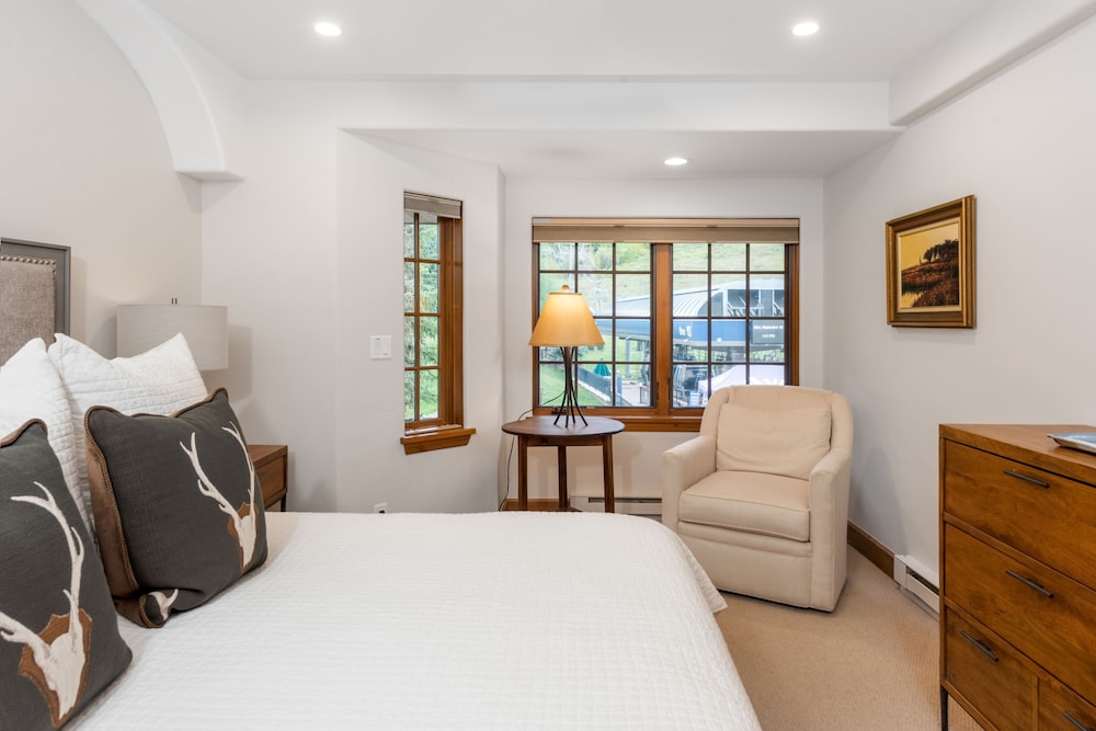 3 Bedrooms, Condo, Bridge, Luxury, King and Twin Beds, Mountain View, Sofa