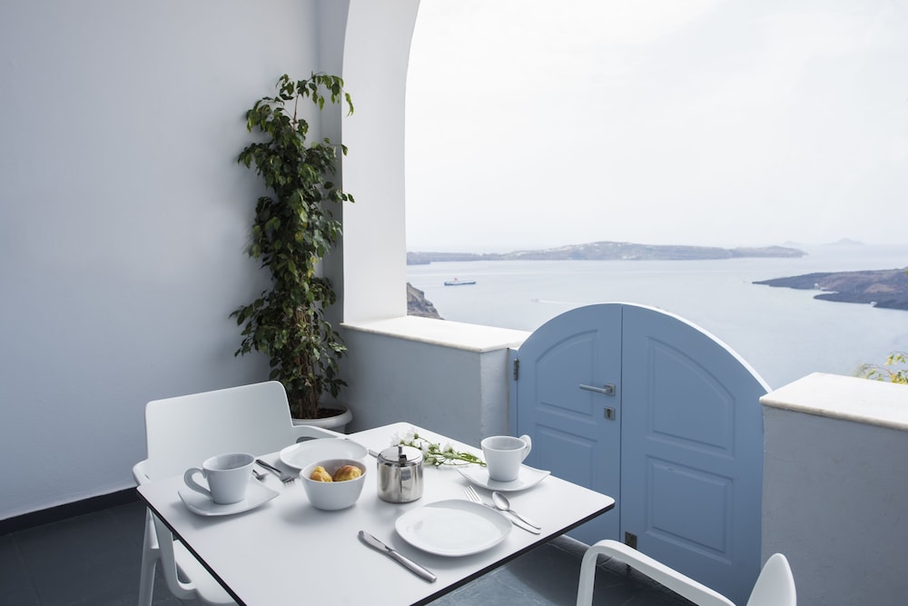Kastro Suites 58/78