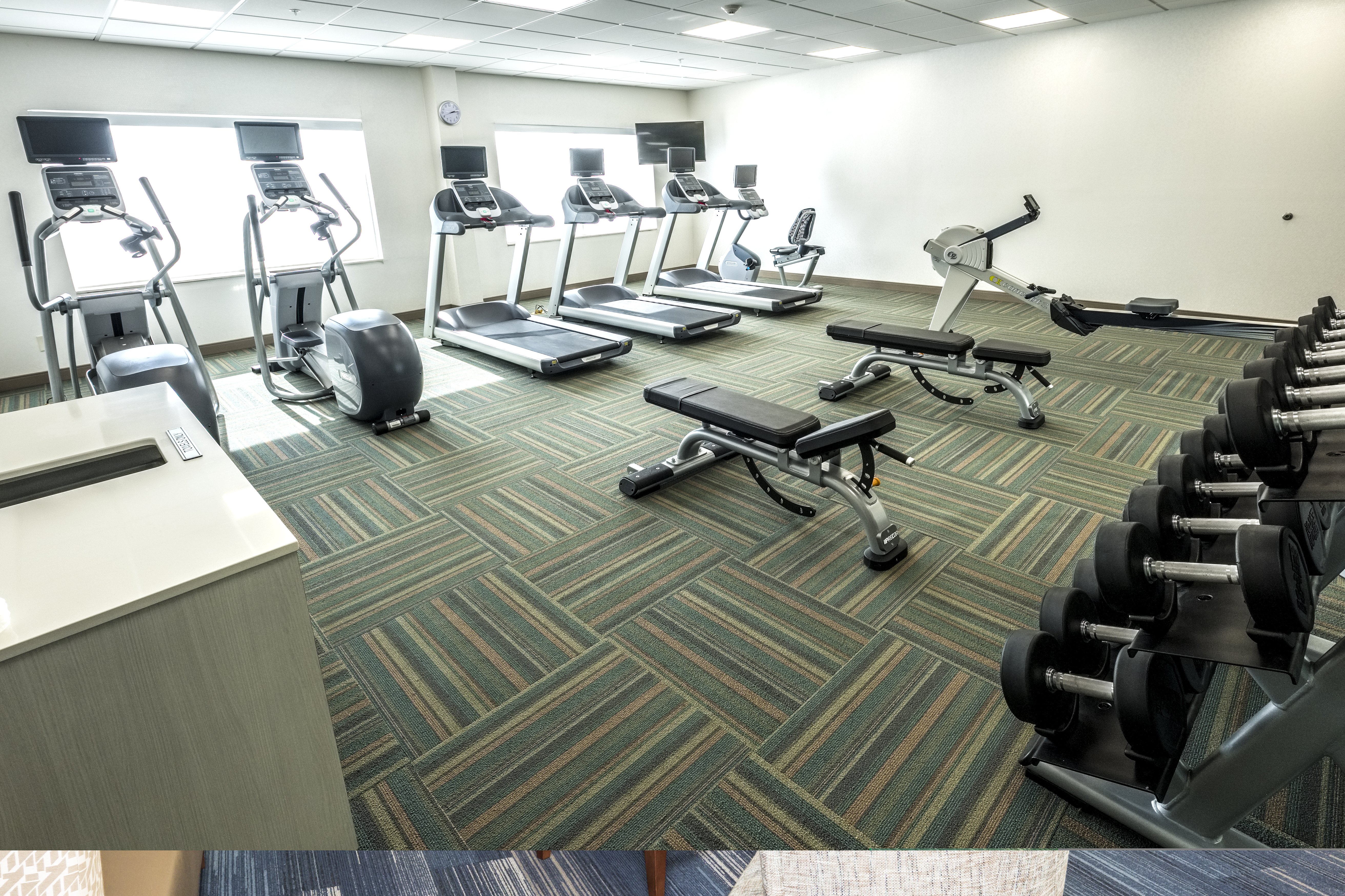 Holiday Inn Express & Suites Commerce 29/42