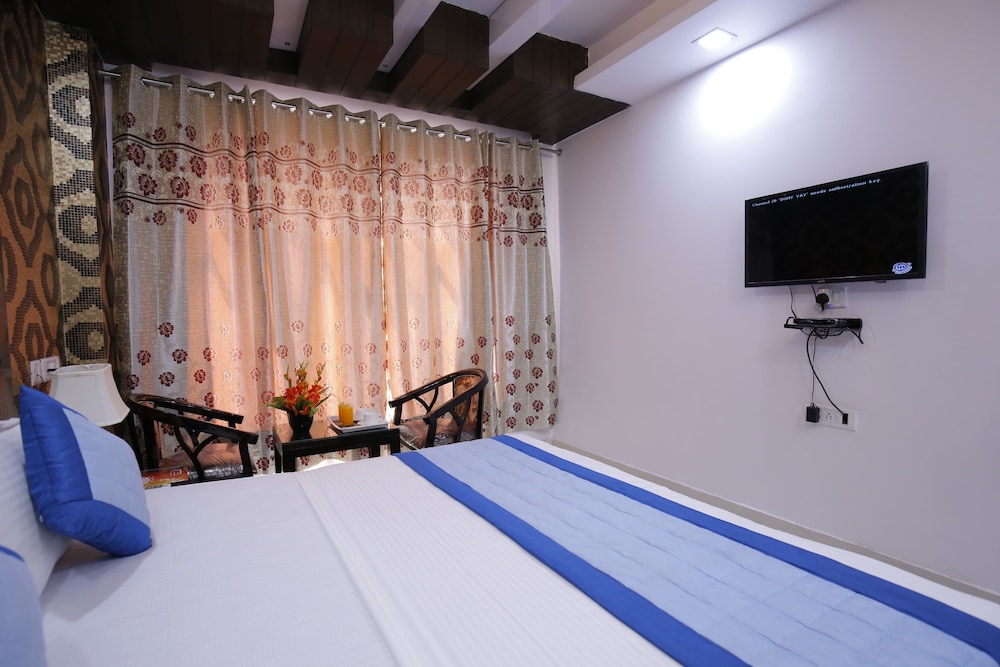 HOTEL DELHI PRIDE 19/42