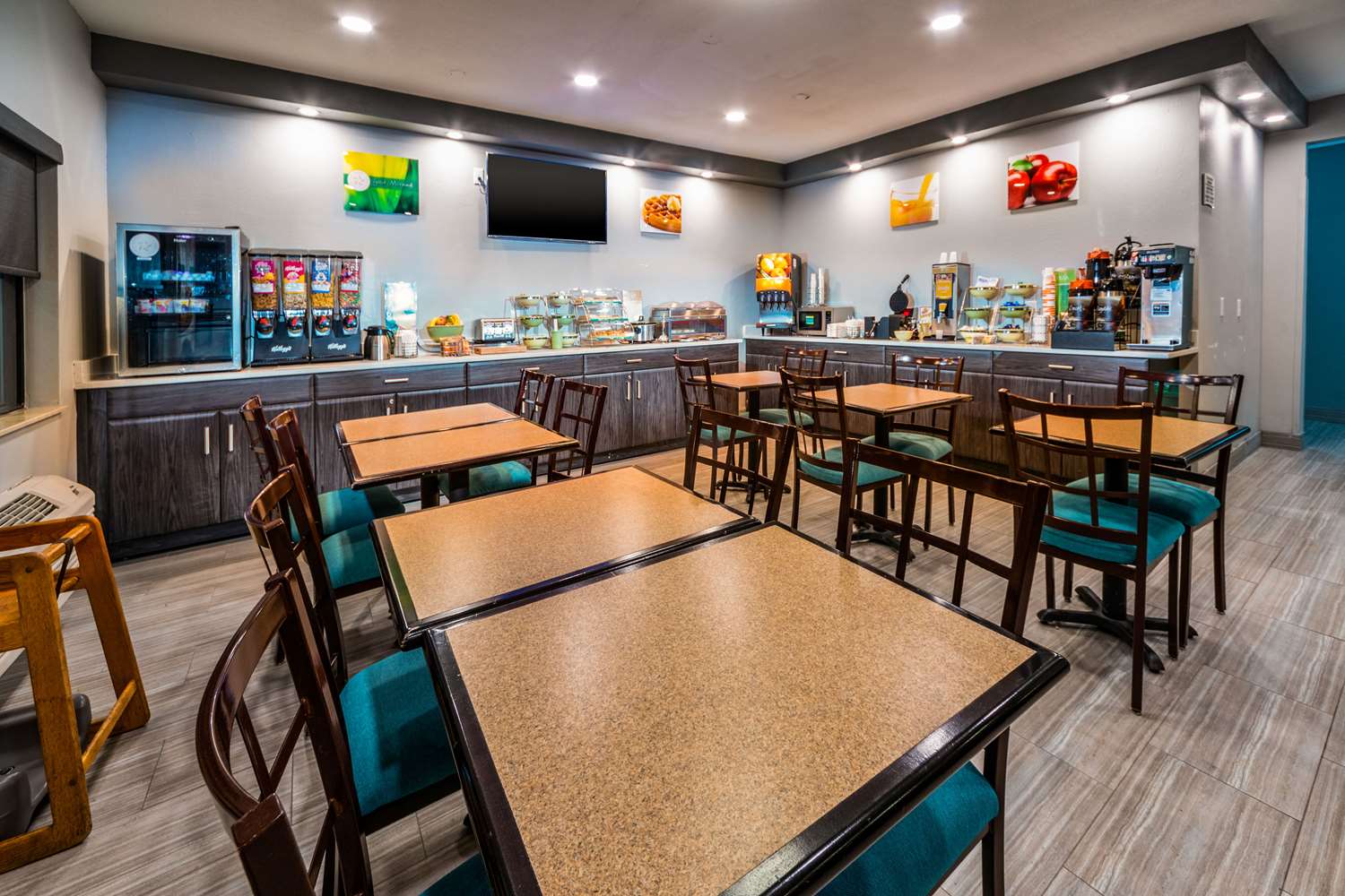 Quality Inn & Suites Danville East 24/26