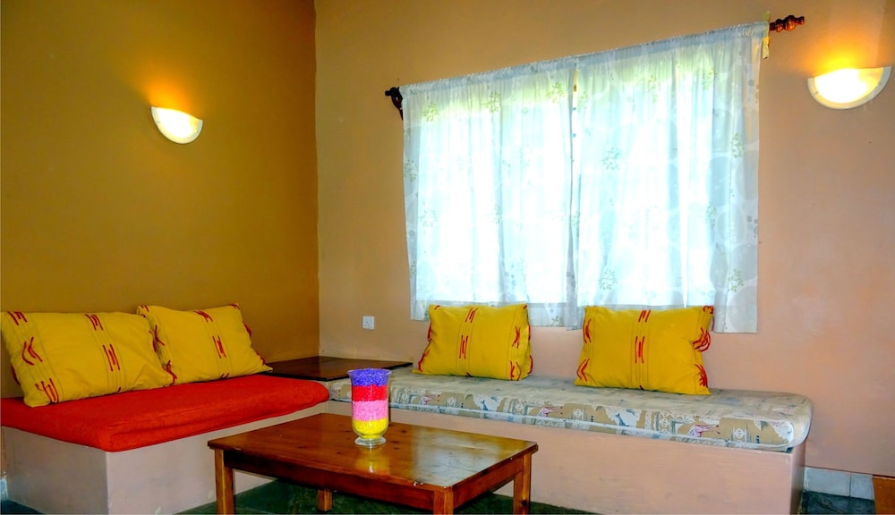 Doric Cottages Diani 22/50