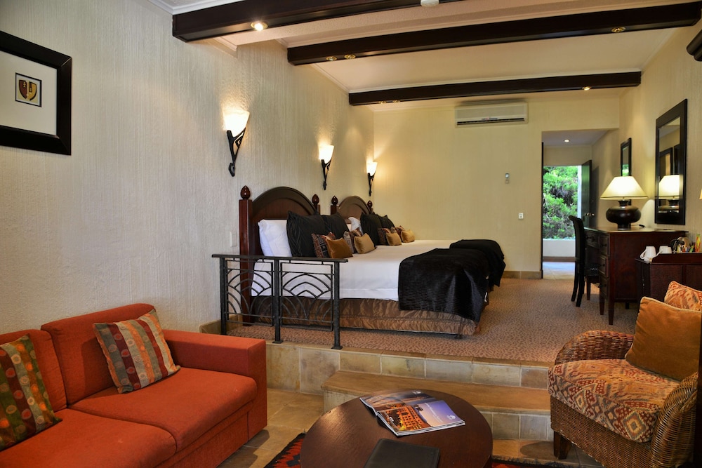 Kwa Maritane Bush Lodge 24/32