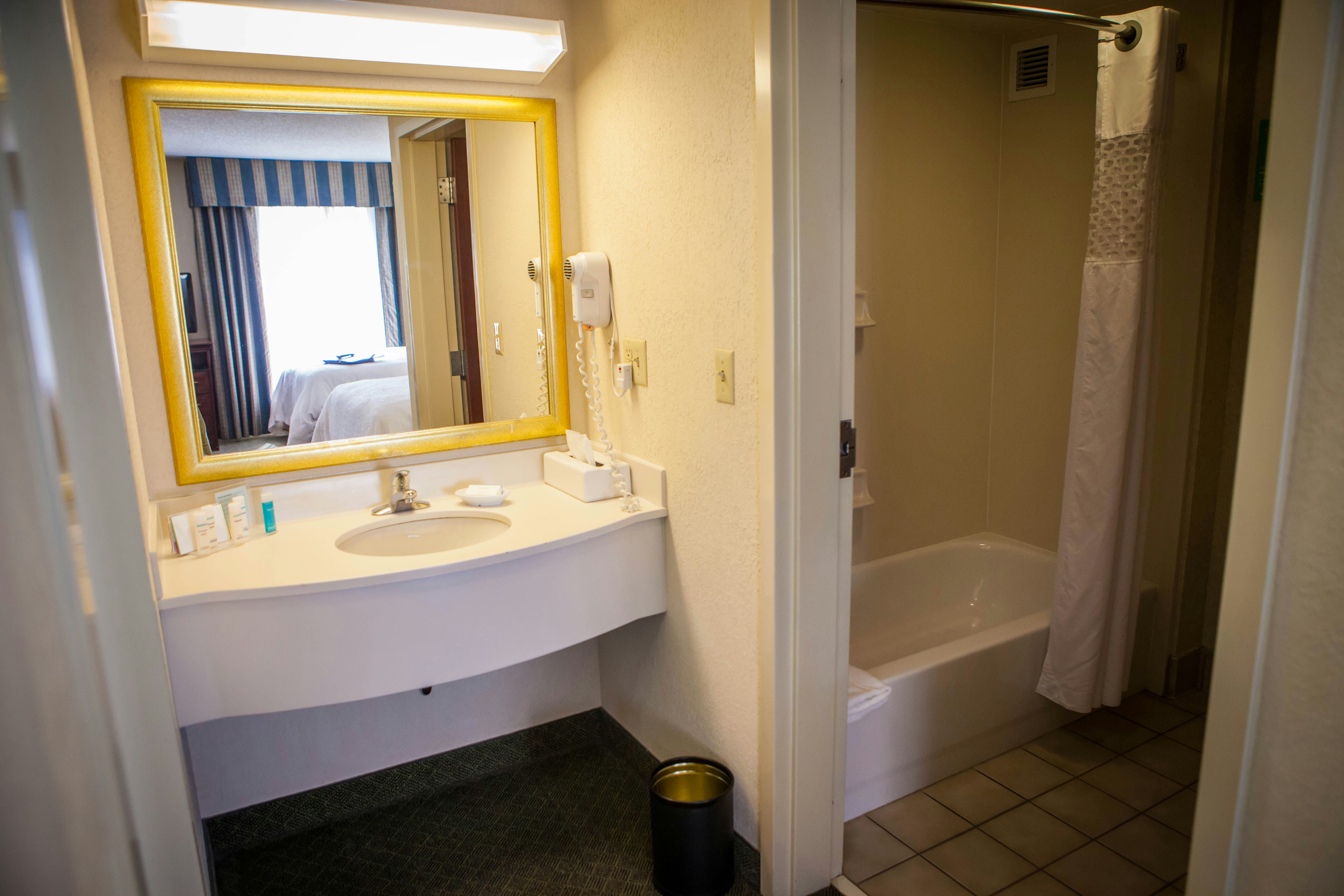 جناح استوديو بسريرين كوين، Hampton Inn And Suites Springfield Southwest 2/3