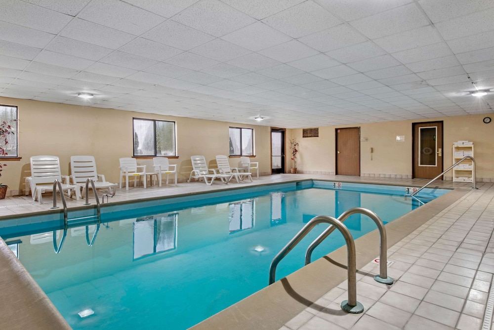 Quality Inn & Suites Lebanon I-65 15/38