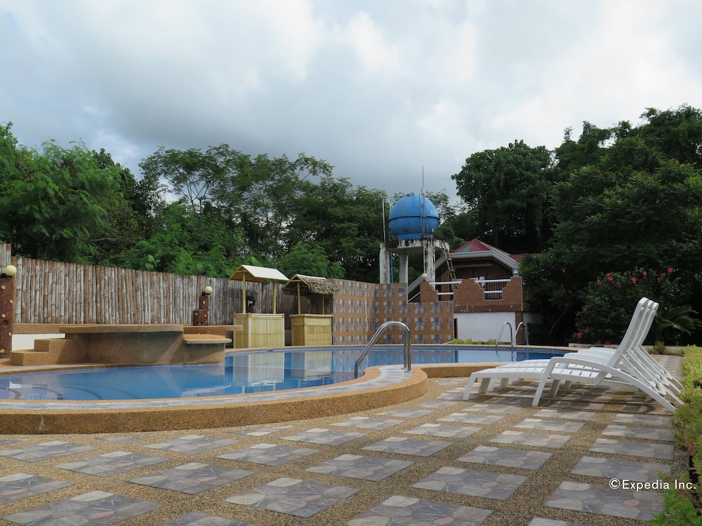 Alona Hidden Dream Resort by SMS Hospitality 30/50