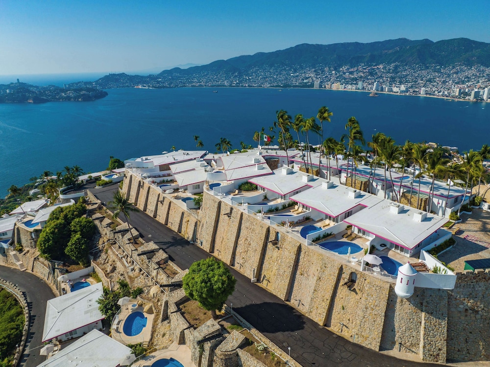 Las Brisas Acapulco 74/77