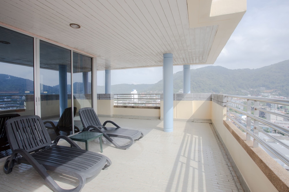 The Royal Paradise Hotel & Spa 40/75