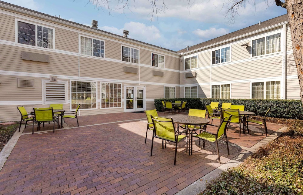Extended Stay America - Dallas - Plano Parkway 60/64