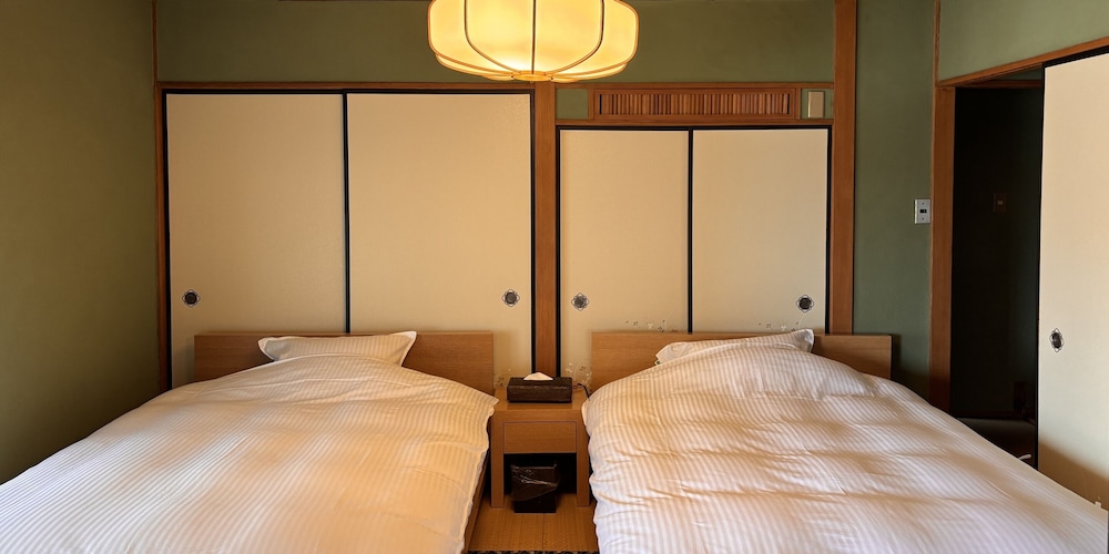 Wakamatsu Yugawara Sekitei (ex Wakamatsu Yugawara Hot Spring Resort) 5/50