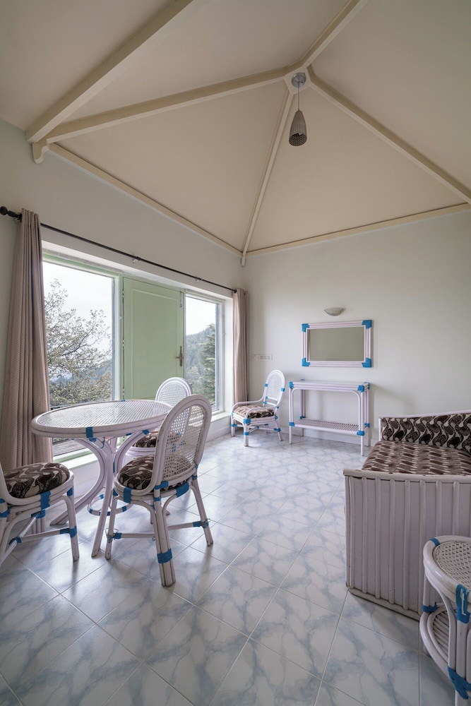 Kufri Holiday Resort 22/50