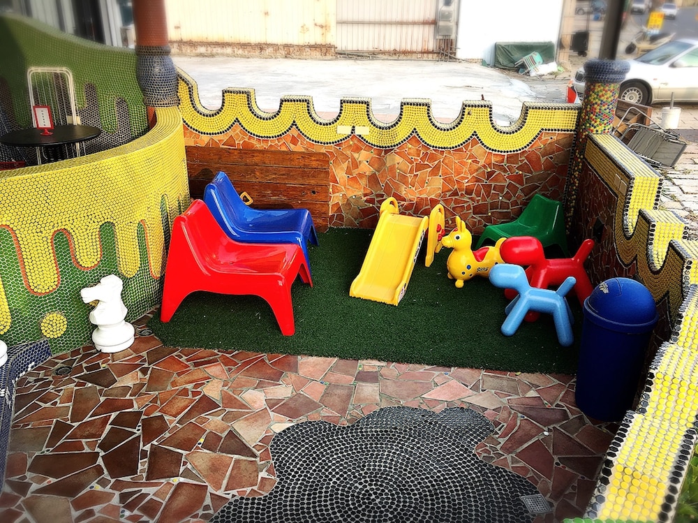 Mini Summer Hostel 43/50