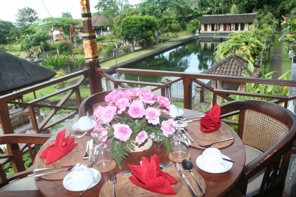 Tirta Ayu Hotel Restaurant 30/50
