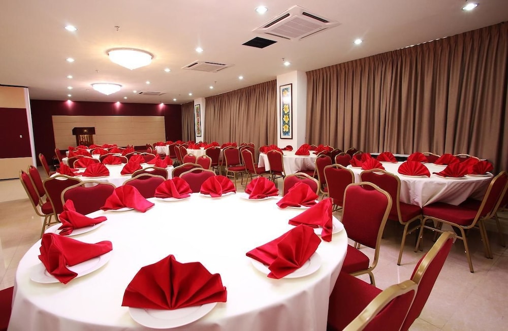 CAIRNHILL HOTEL KUALA LUMPUR 31/34