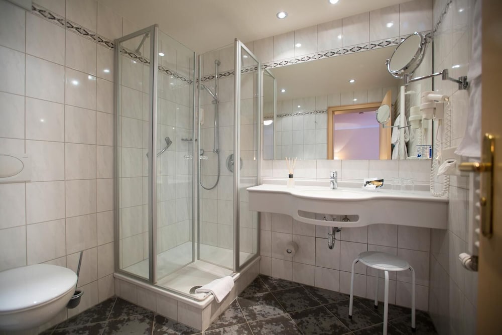 Flair Hotel Adlerbad 27/34