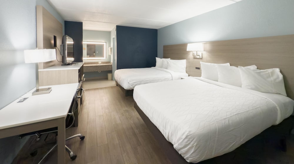 SureStay by Best Western Jacksonville Airport 23/54