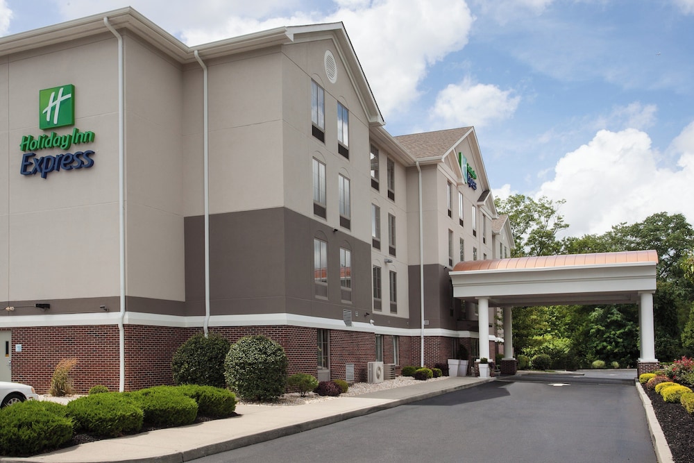 Holiday Inn Express Haskell-Wayne Area 62/75