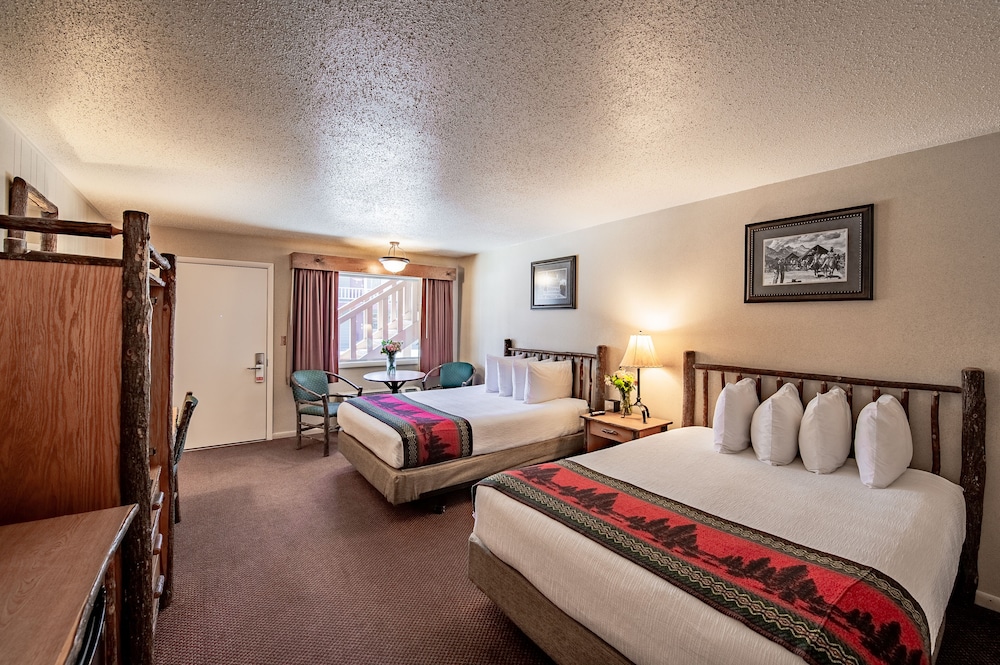 Antler Inn 17/47