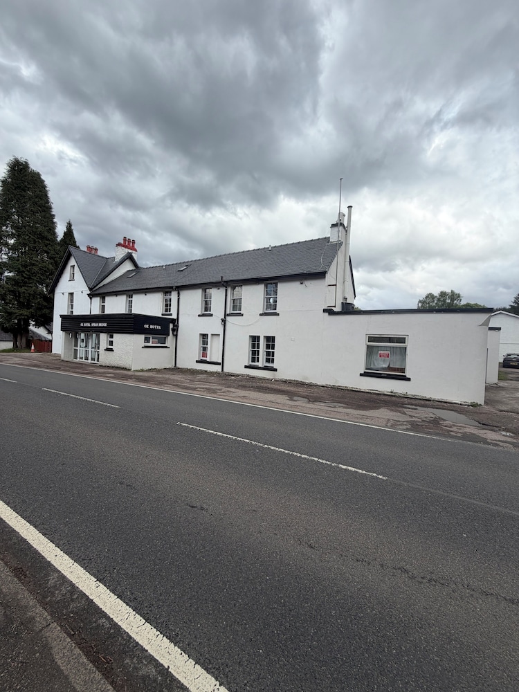 Spean Bridge Hotel 37/42