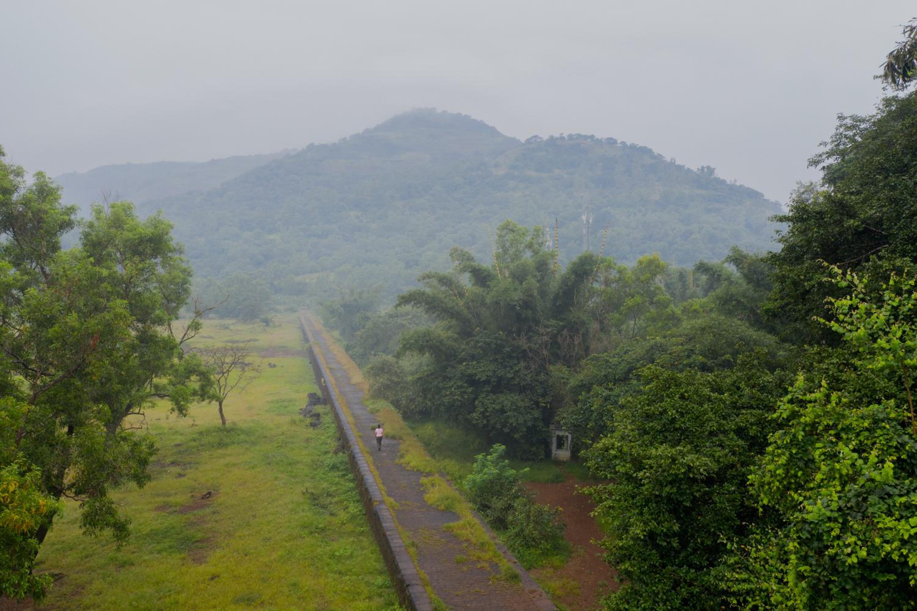 ama Stays & Sluice House Lonavala 32/38
