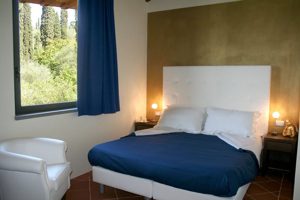 2 BEDROOMS, COMFORT, APARTMENT, QUEEN BED, SOFA