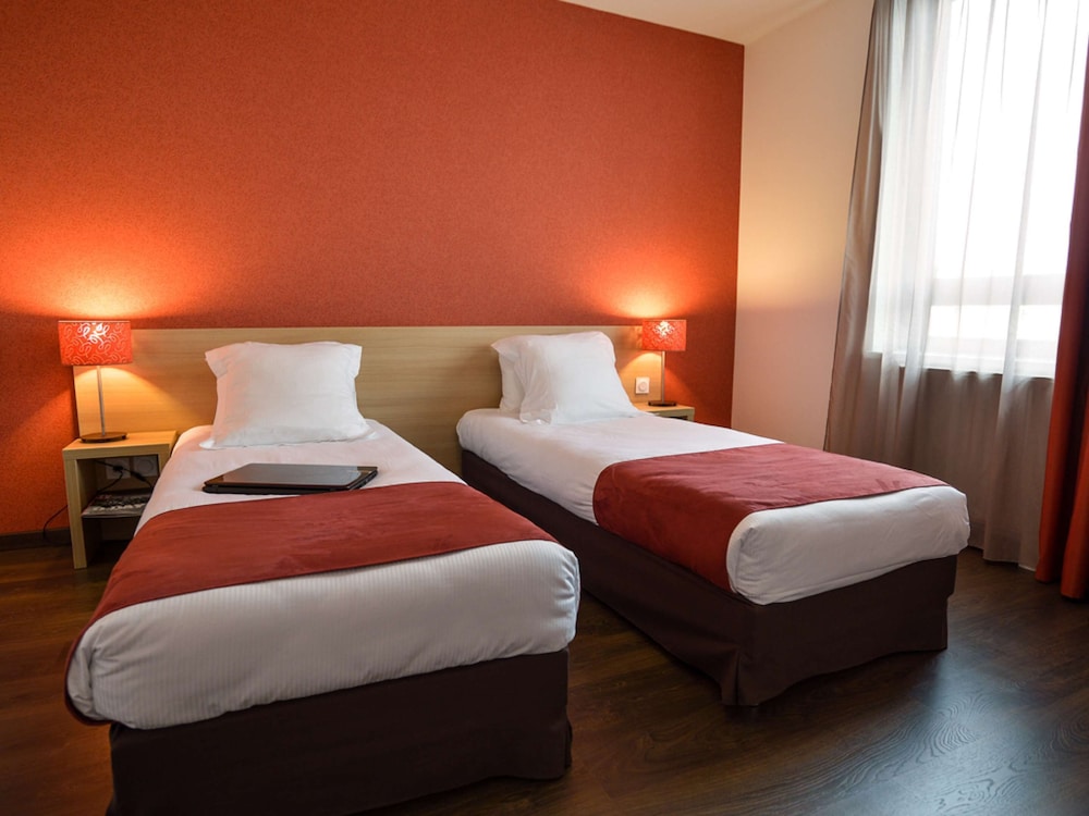 1 BEDROOM, EXCELLECE, APARTMENT