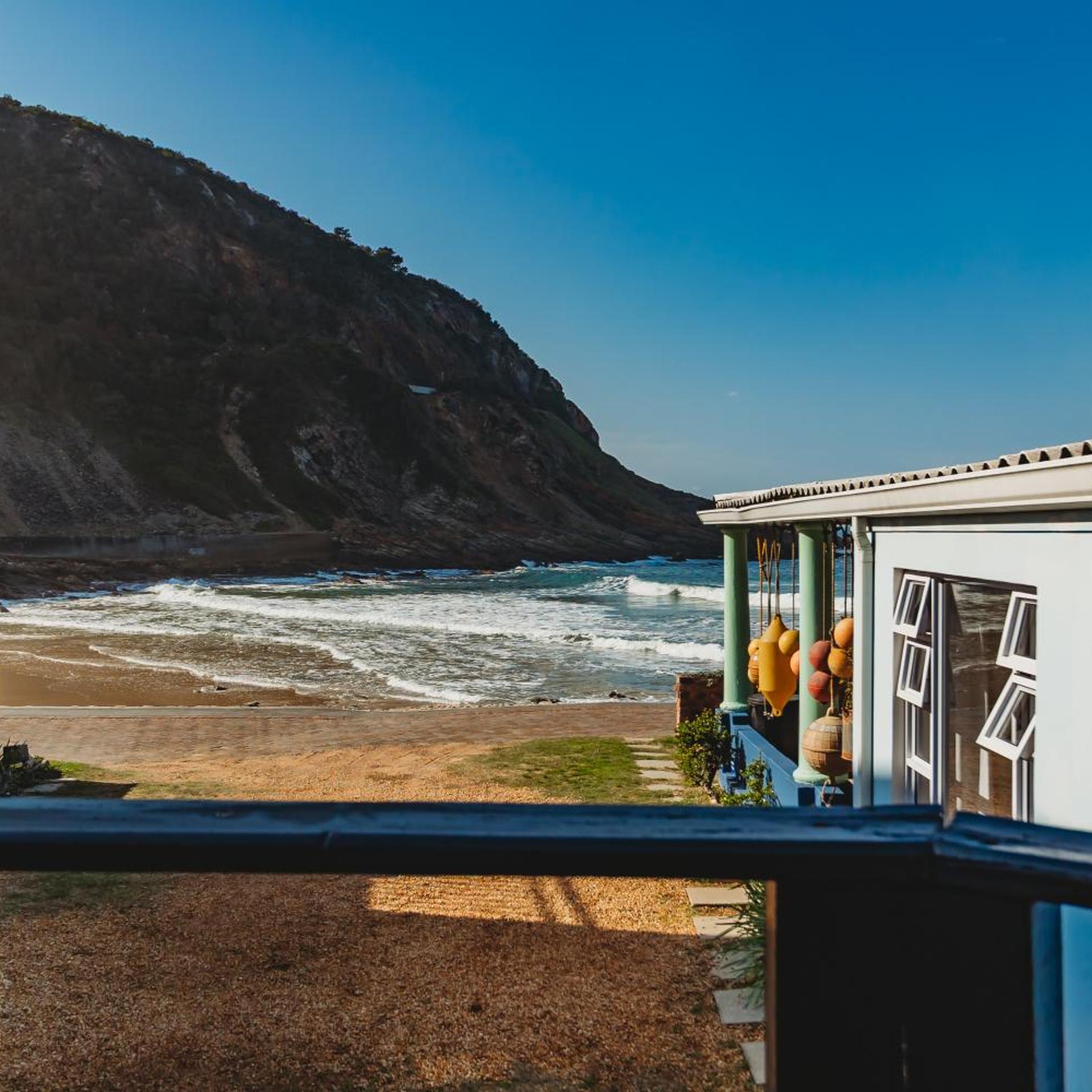 Silver Spray Beach Accommodation 32/40