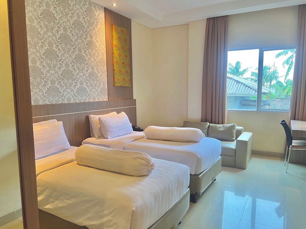 Nevada Ketapang Hotel (Formely Asana Nevada Ketapang) 17/37