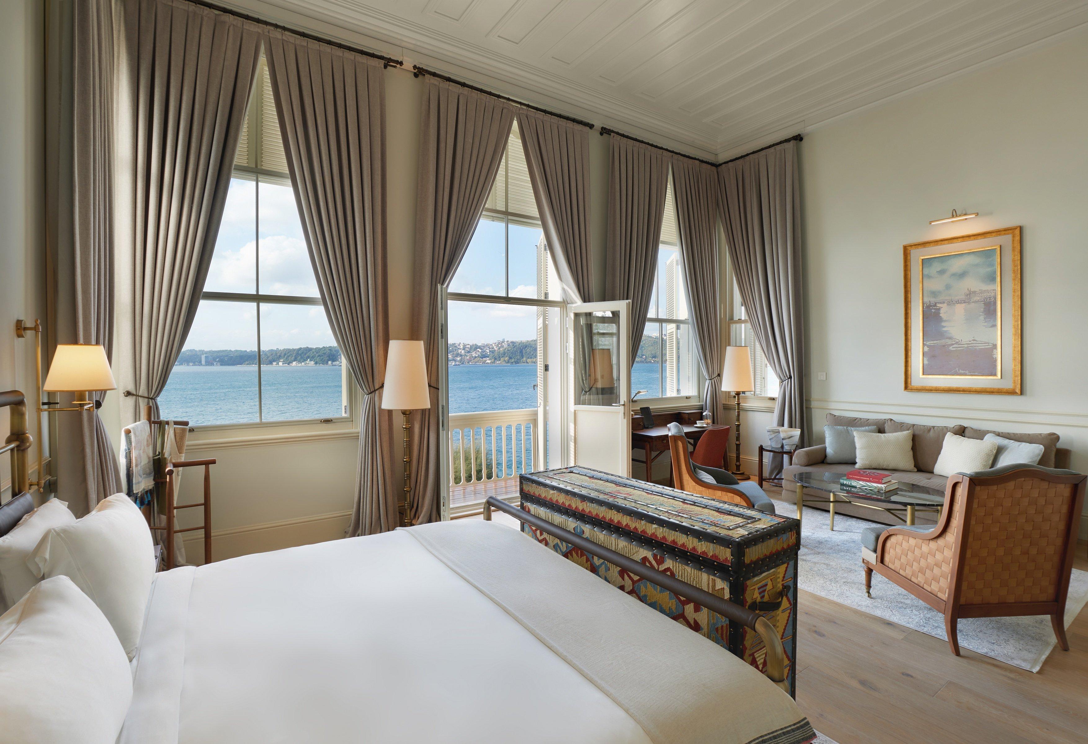 Junior Suite, King Bed