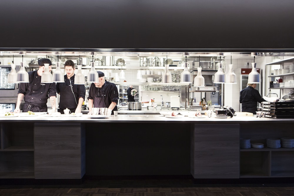 Quality Hotel Winn Haninge 29/32