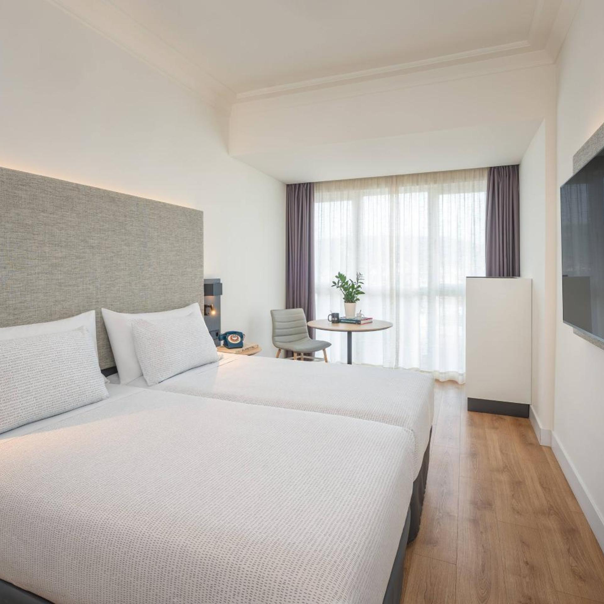 Innside, Double Bed, Accessible