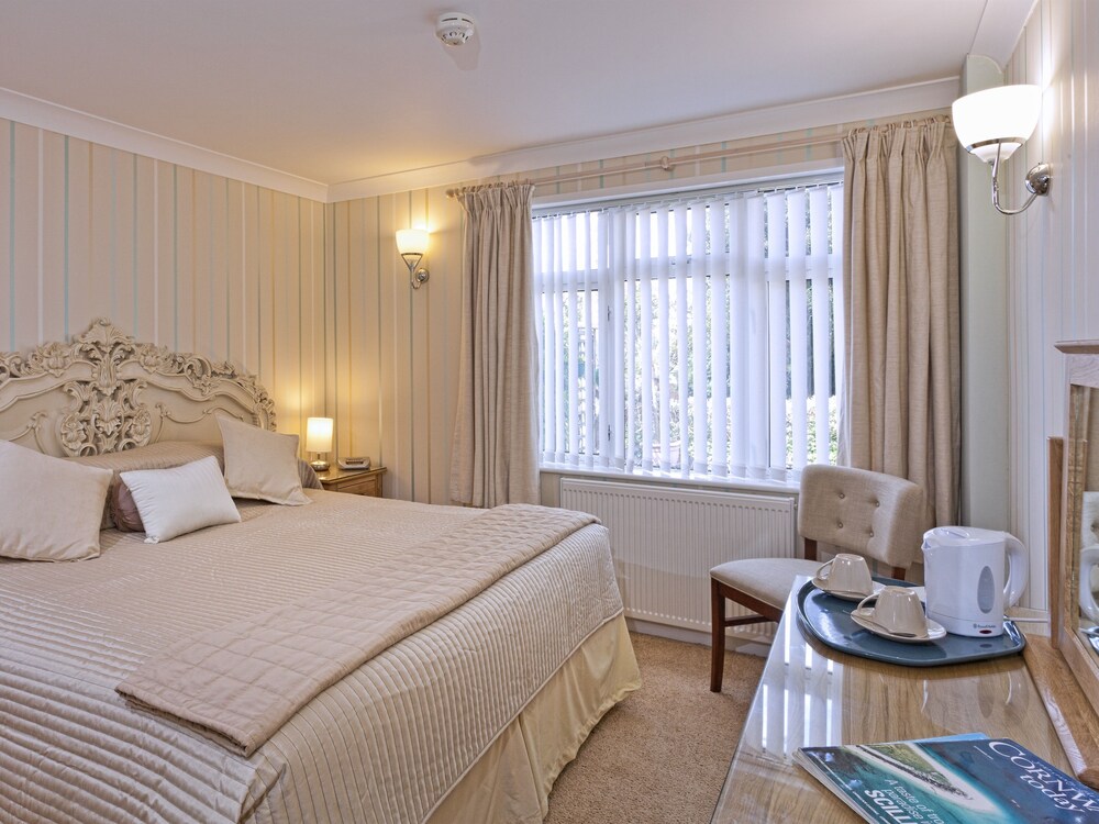 Rosemullion Hotel - Guest house 7/24