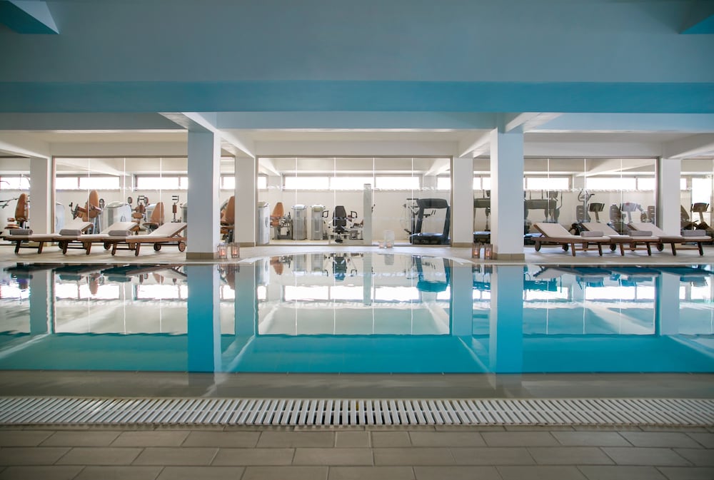 Asterias Beach Hotel 33/62