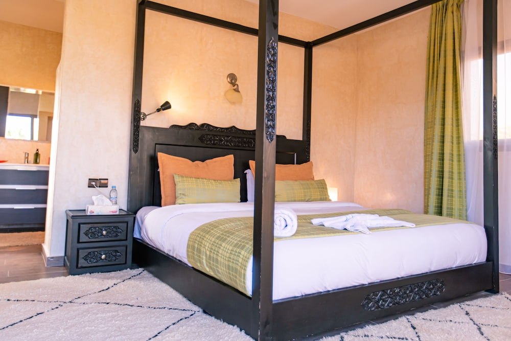 HOTEL DAKHLA CAMP 11/50
