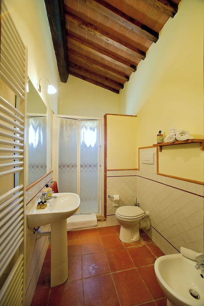 Tenuta di Sticciano 49/50