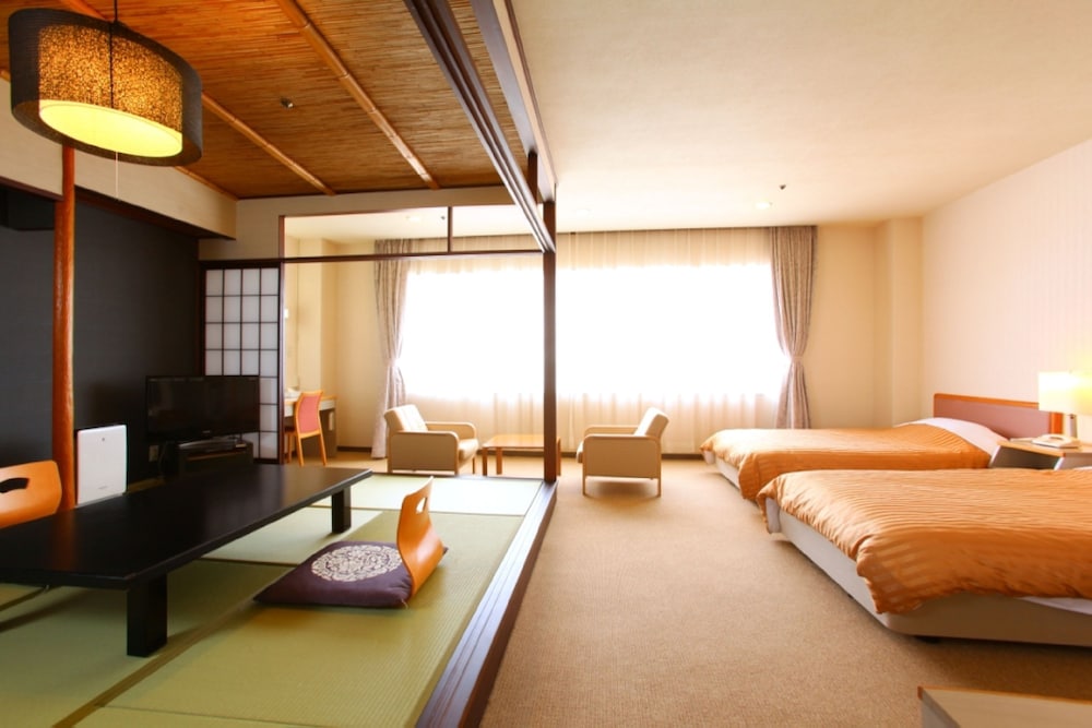 Suginoi Hotel 25/76